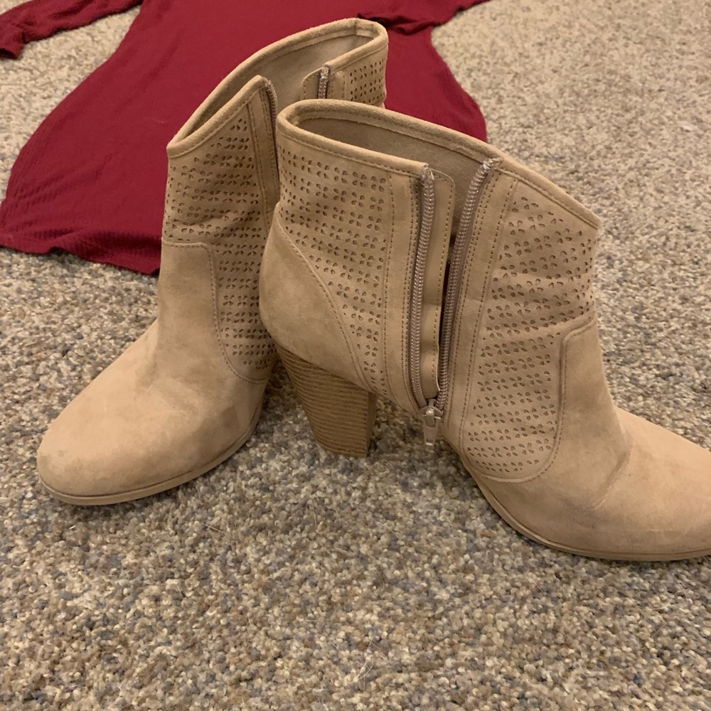 Tan booties - Picture 2 of 2